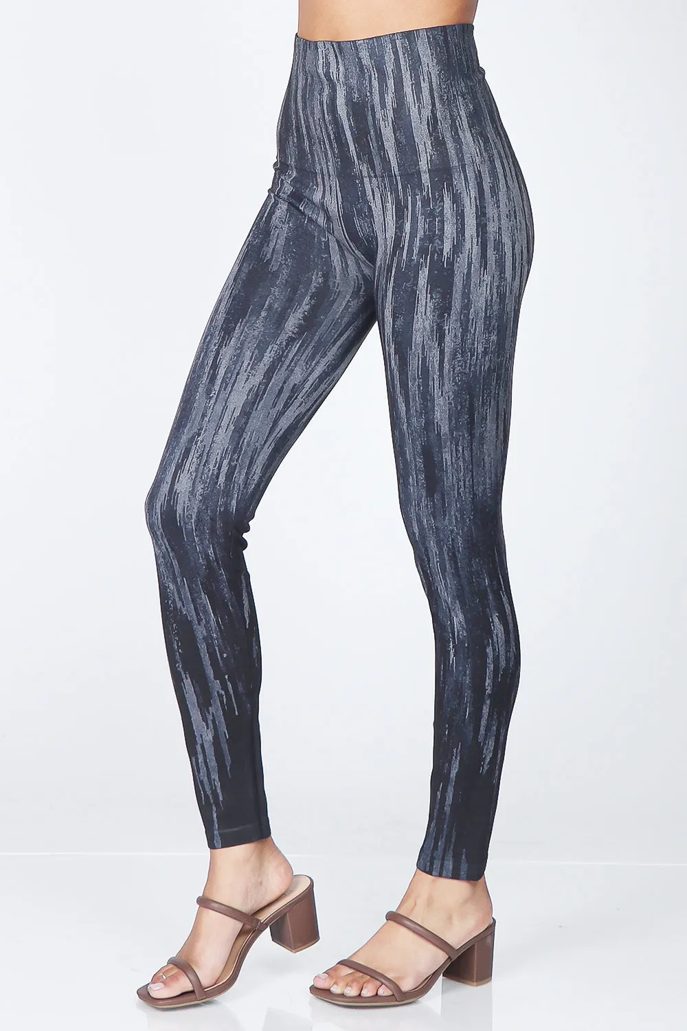 Abstract Cascade Textural Printed Leggings