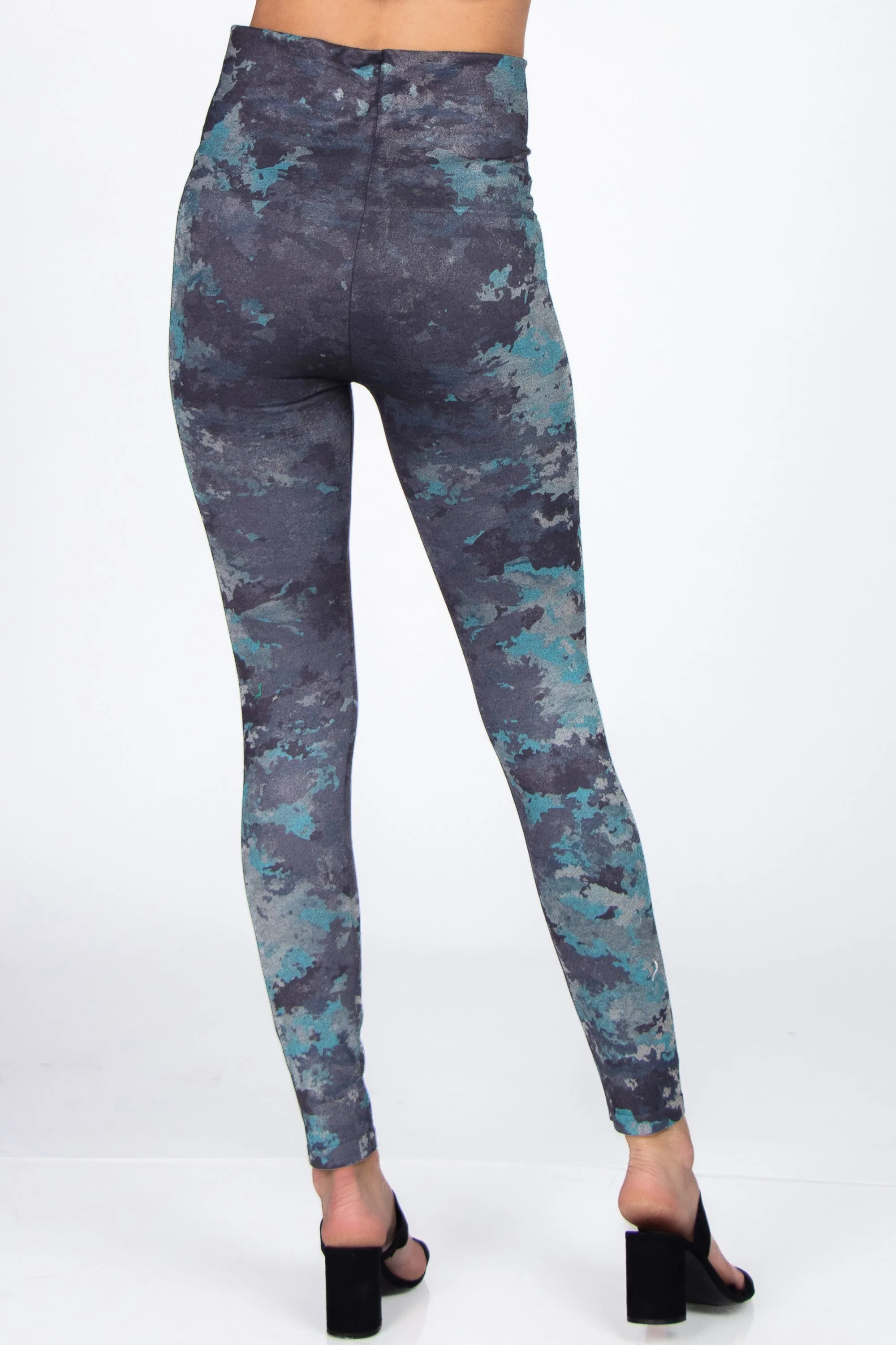 Abstract Fractal Camo Printed Leggings