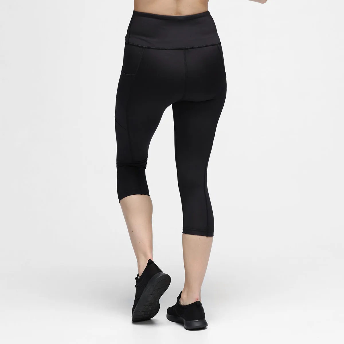 Black Diamond Luxe Capri With Pockets