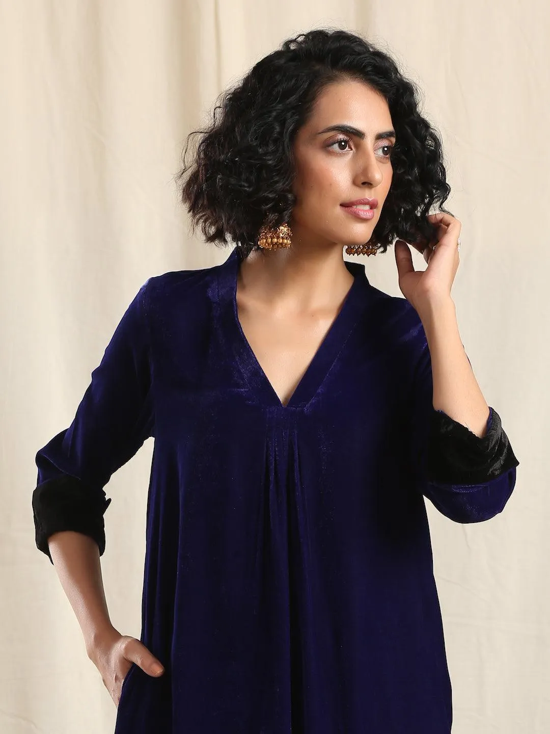 Blue Velvet Slit Kurta