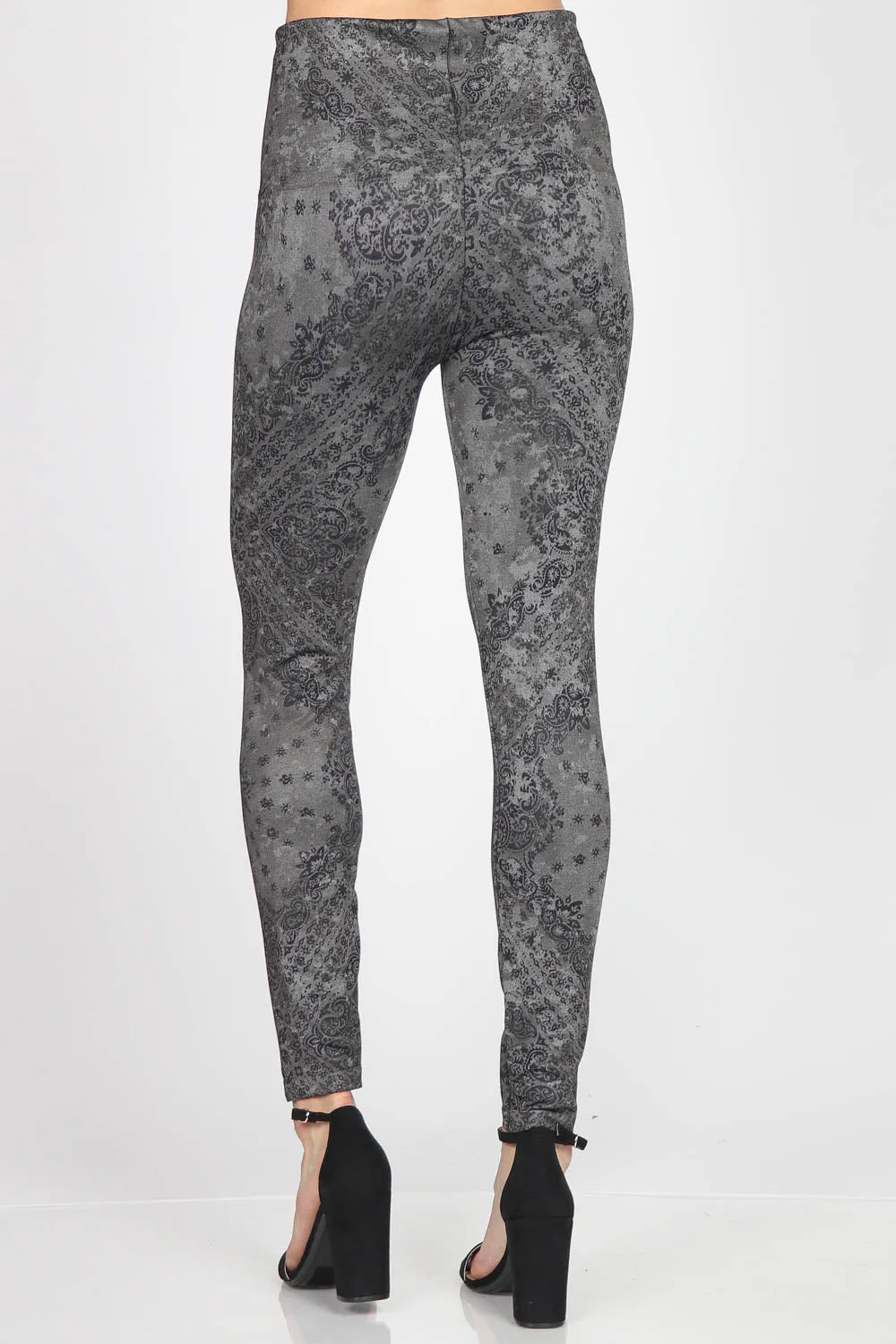 Classic Bandana Leggings