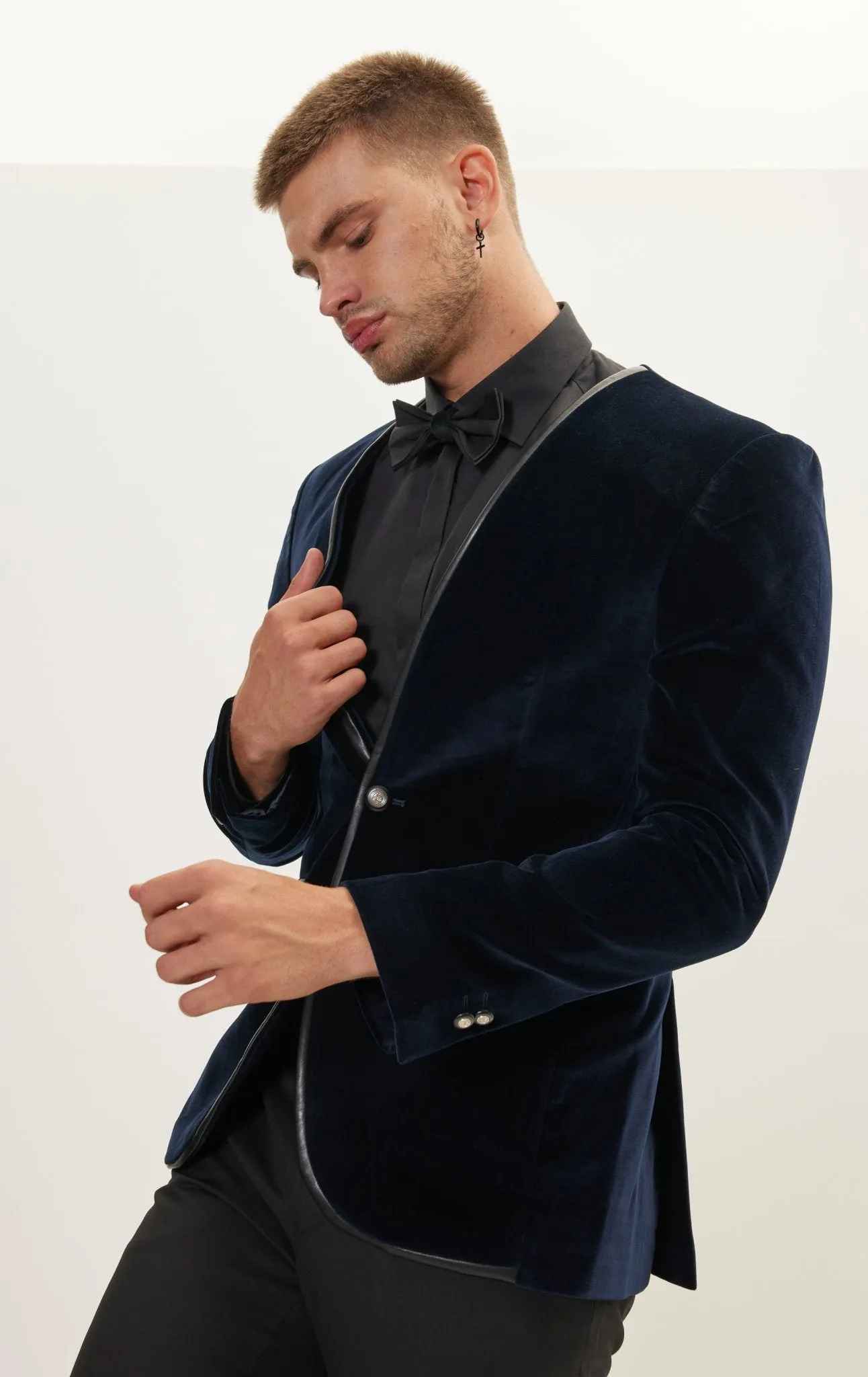 Collarless Italian Velvet Tuxedo Jacket - Navy