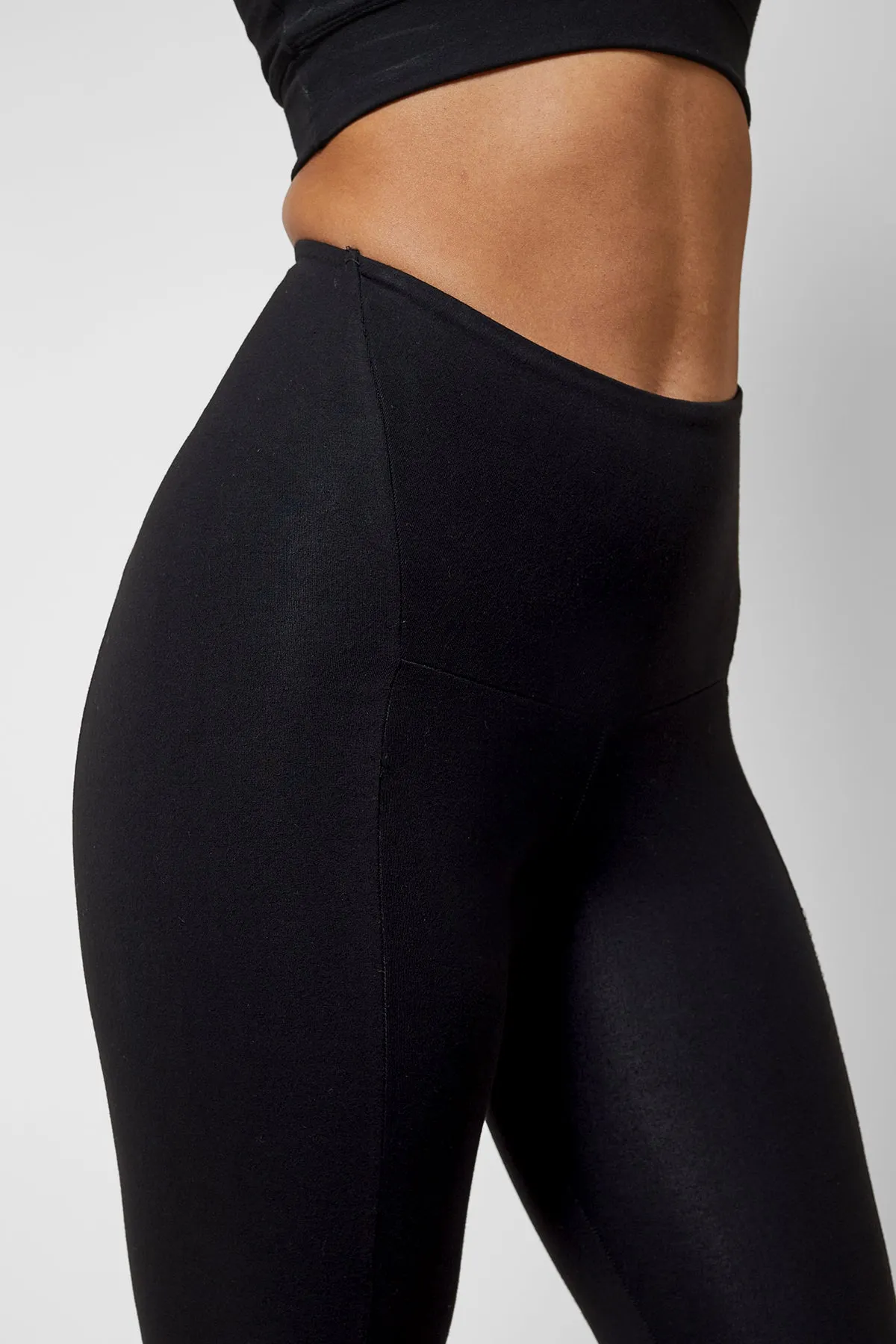 Extra Strong Compression Outer-Thigh Smoothing Leggings with Tummy Control Black