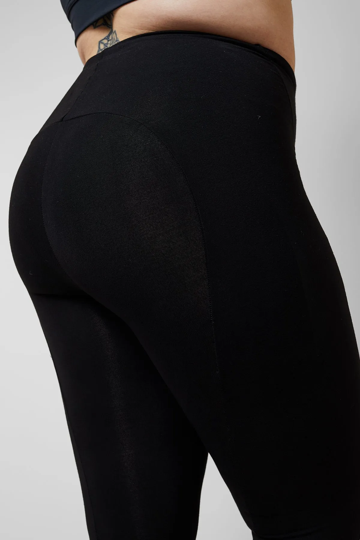 Extra Strong Compression Outer-Thigh Smoothing Leggings with Tummy Control Black