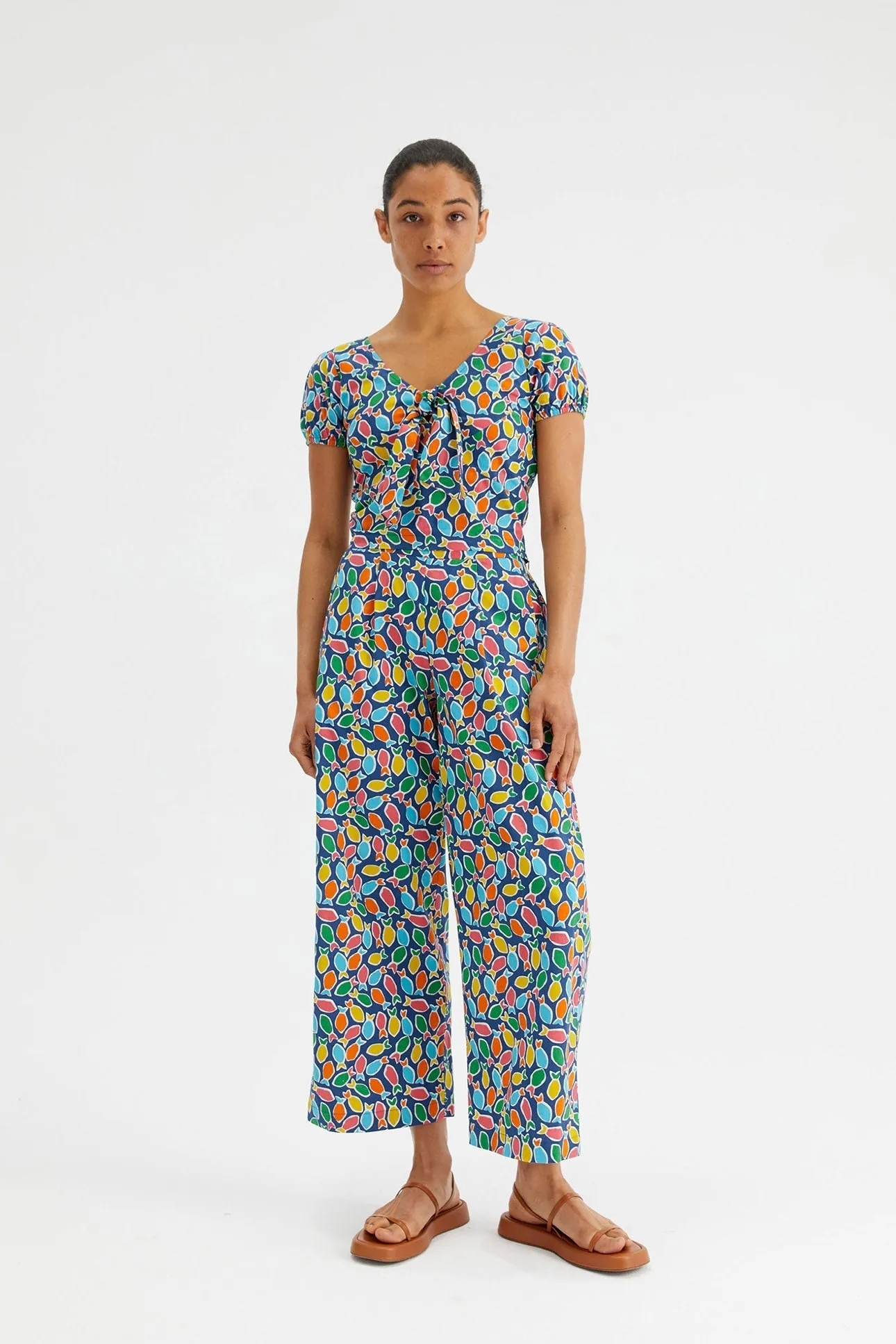 Fish Print Wide-Leg Cropped Trousers