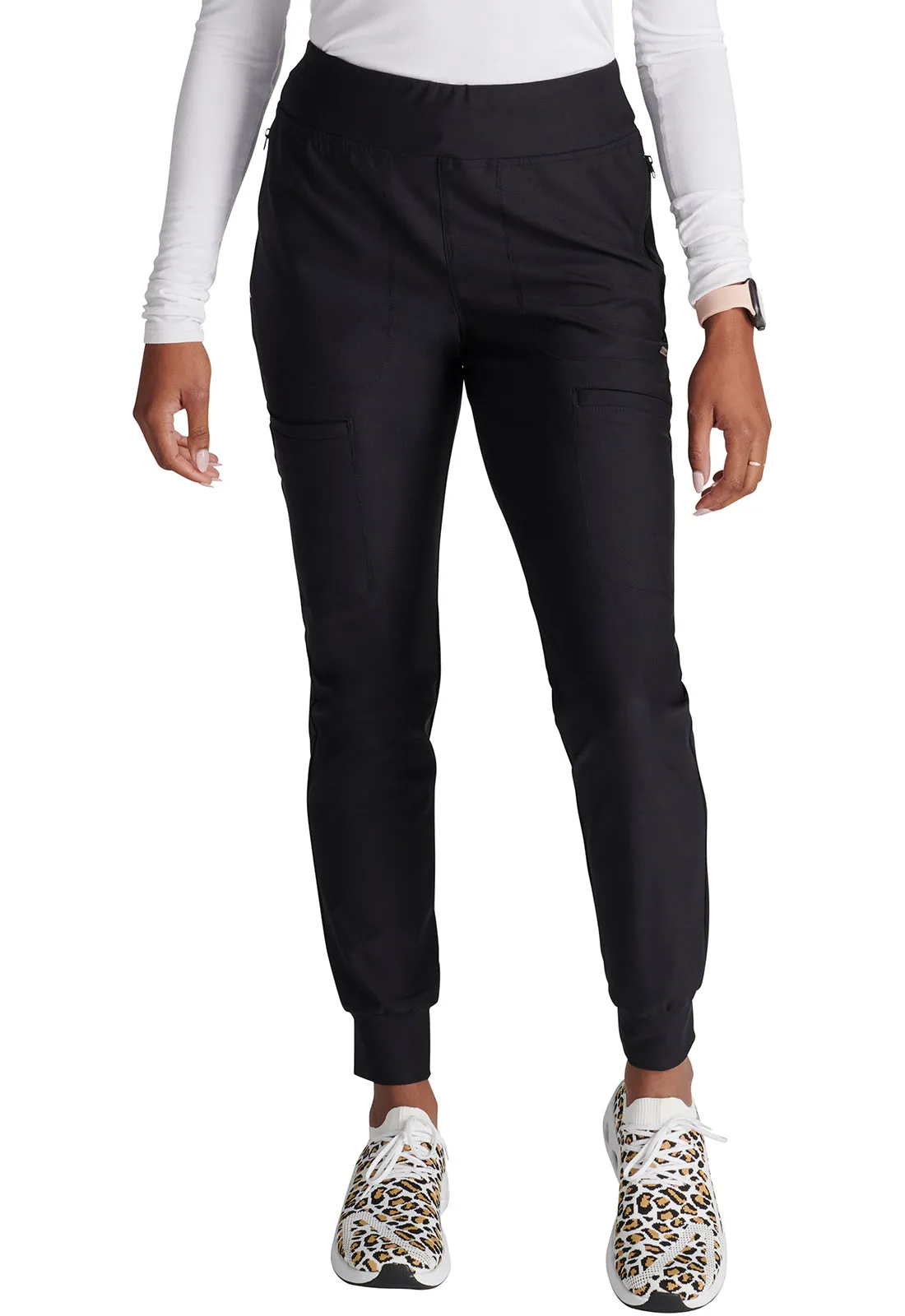 Form - Women's Mid Rise Tapered Leg Scrub Pant