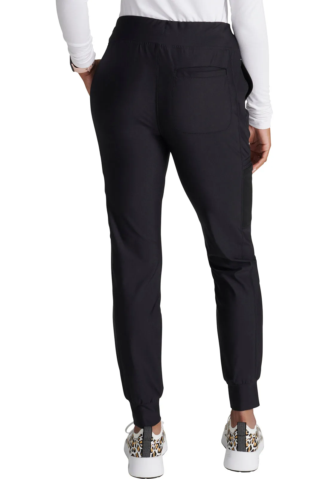 Form - Women's Mid Rise Tapered Leg Scrub Pant