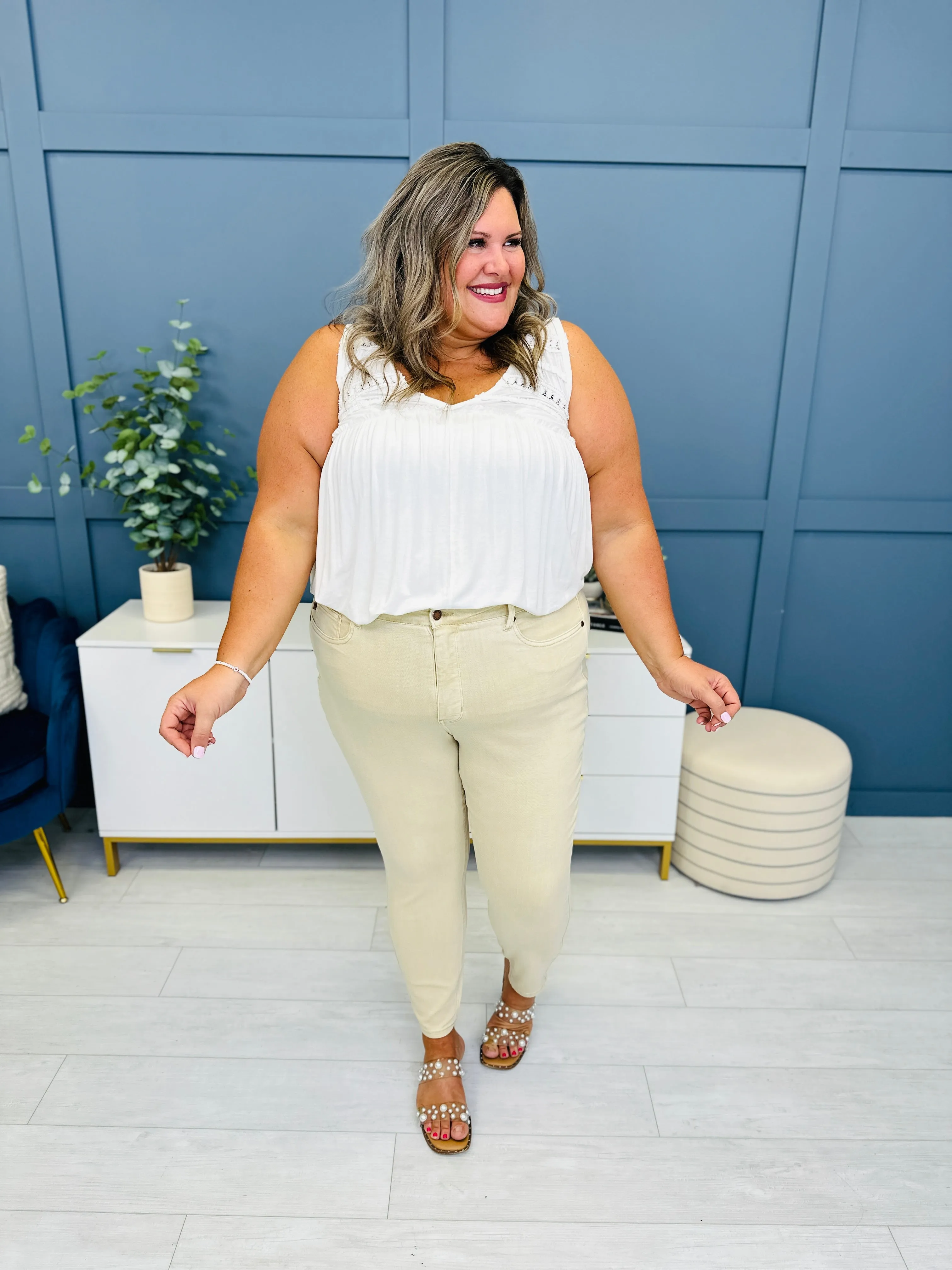 Judy Blue Khaki is The New White Tummy Control Skinny Jeans in Reg/Curvy