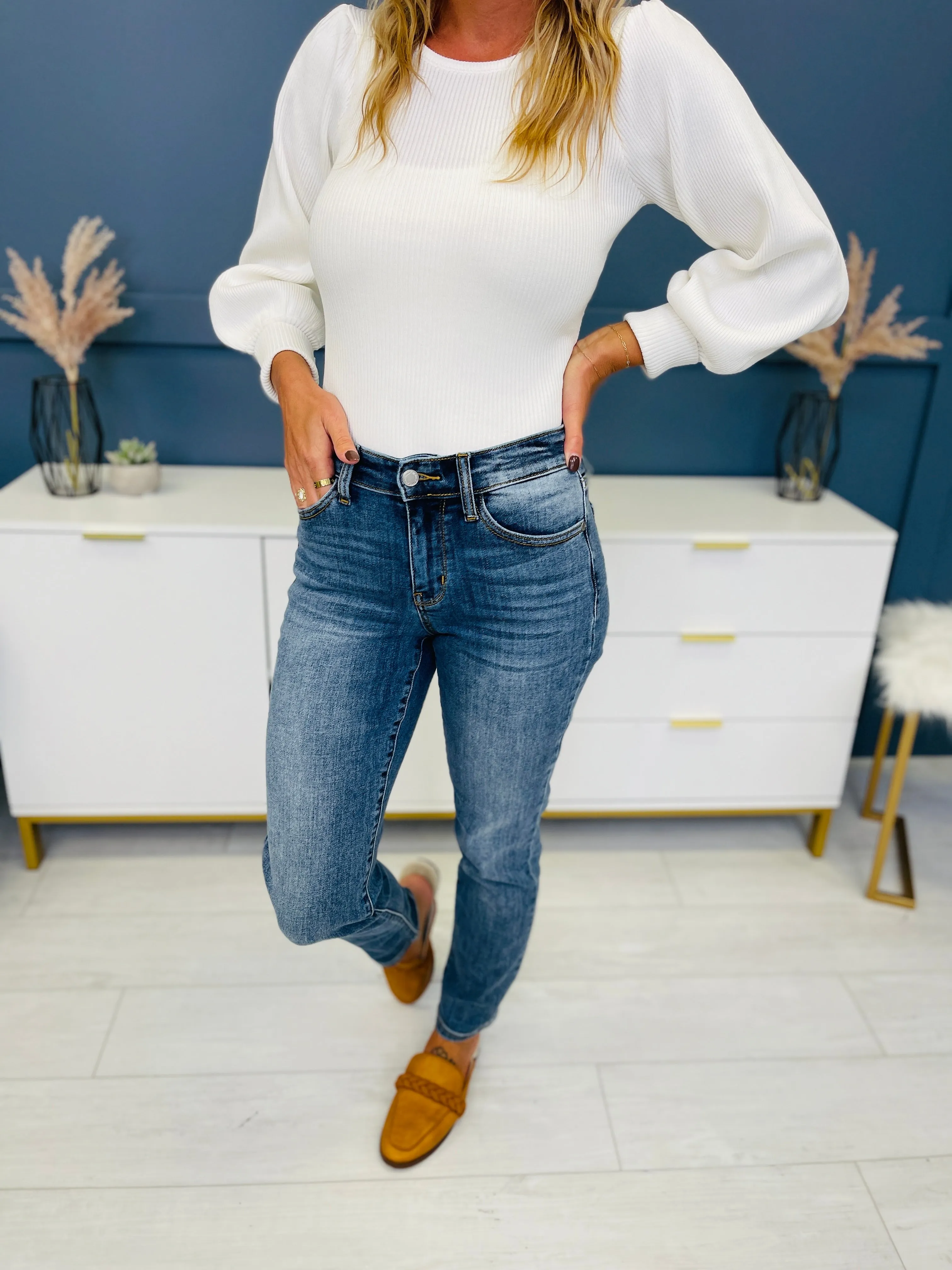 Judy Blue Plus/Reg Instant Classic Midrise Slim Fit Jeans RESTOCK!