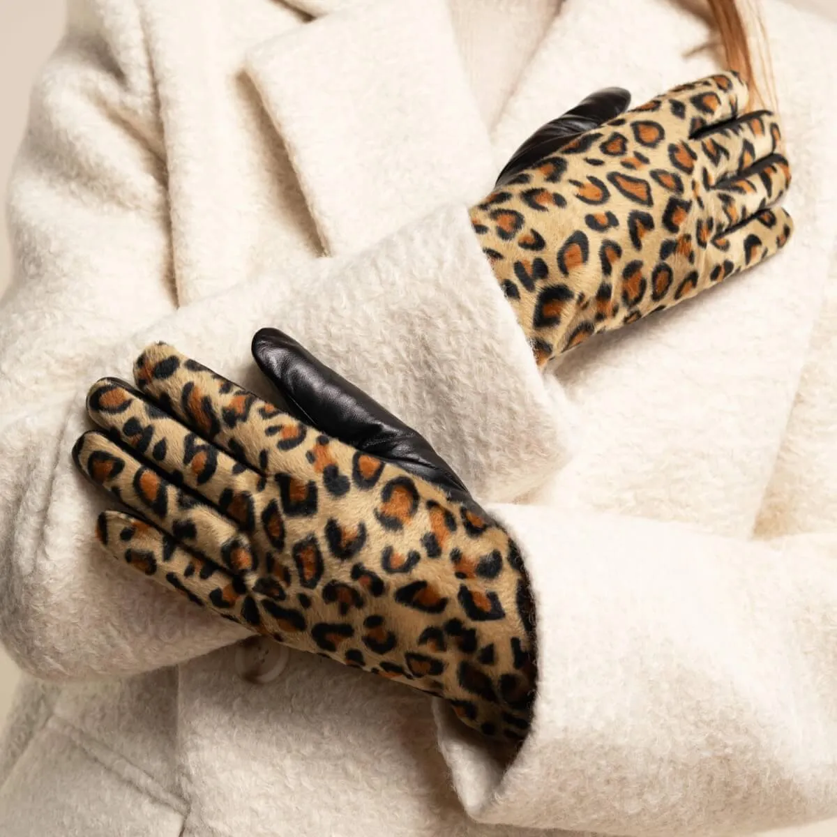 Leopard - sheepskin leather gloves with warm fleece lining & touchscreen feature