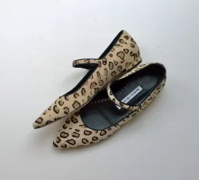 Manolo Blahnik Kuloglu Calf Leopard Mary Jane Flats