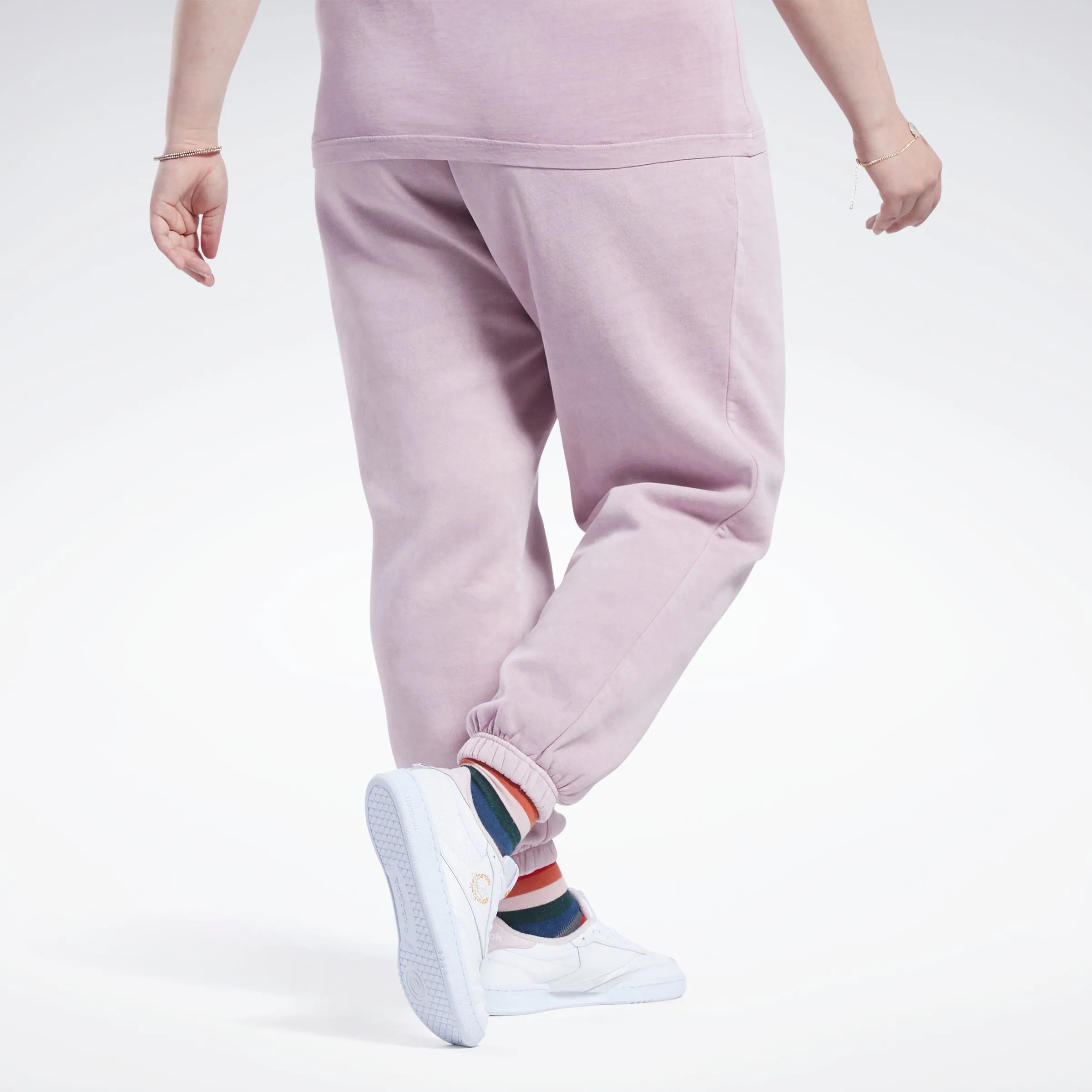 Reebok Apparel Women Classics Natural Dye Fleece Joggers (Plus Size) Inflil