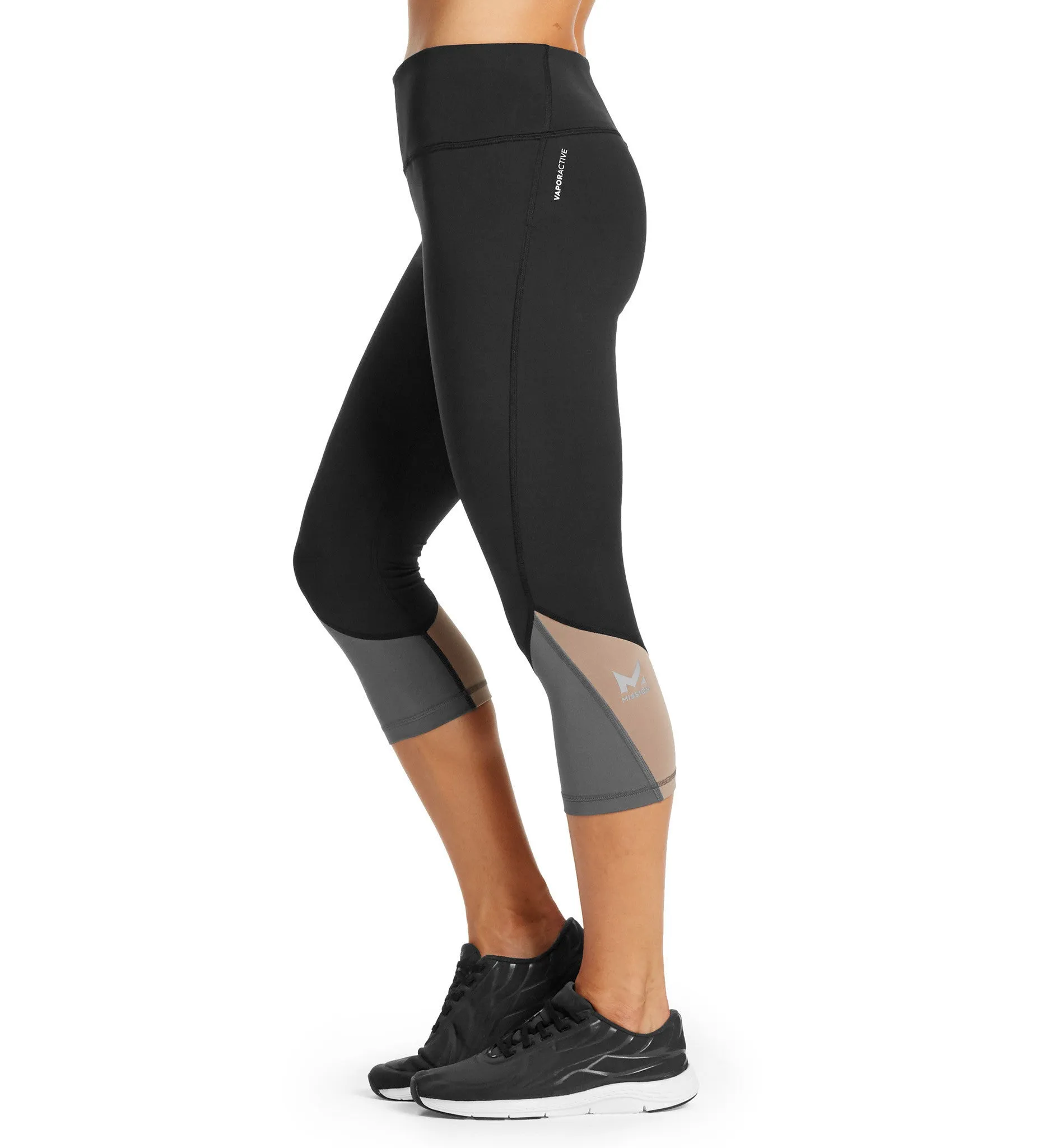 VaporActive System Mid-Rise Capri Leggings | Moonless Night / Funghi